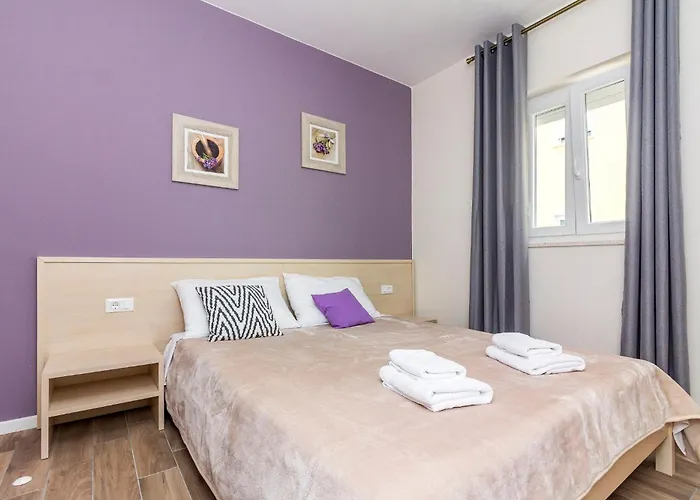 아파트 Nina 2 파자나