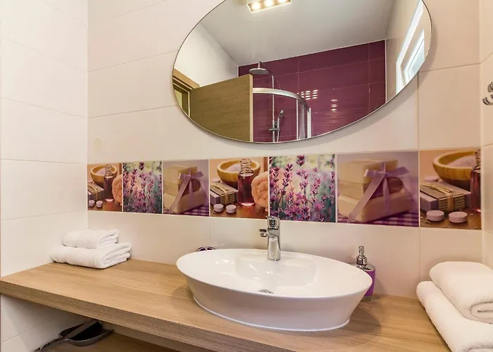 아파트 Nina 2 파자나